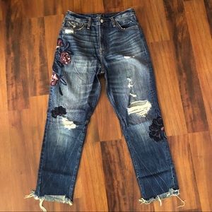 Abercrombie & fitch rose girlfriend/mom jeans